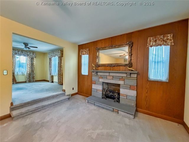 803 Maple Road, Charleston, WV 25302