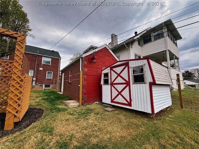 803 Maple Road, Charleston, WV 25302