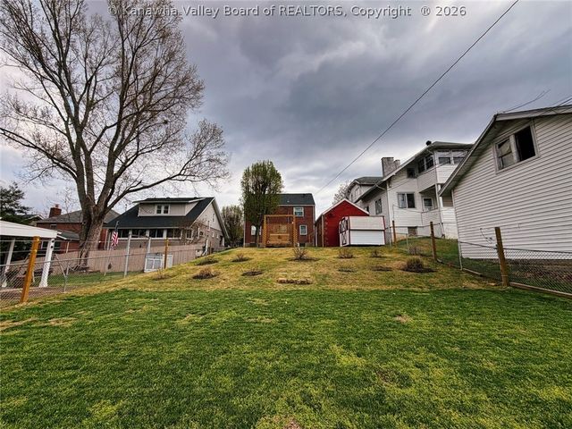 803 Maple Road, Charleston, WV 25302