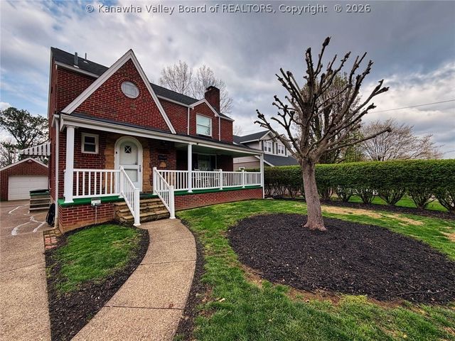 803 Maple Road, Charleston, WV 25302