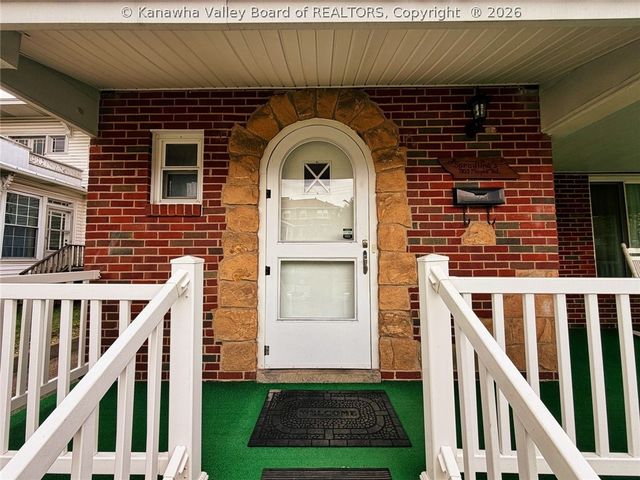 803 Maple Road, Charleston, WV 25302