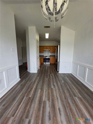 2814 Blackburn Dr, Killeen, TX 76543