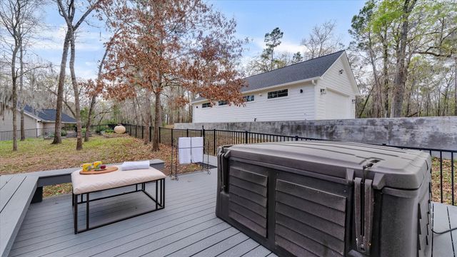 100 Lords Circle, Coldspring, TX 77331