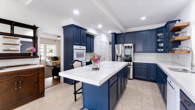 100 Lords Circle, Coldspring, TX 77331