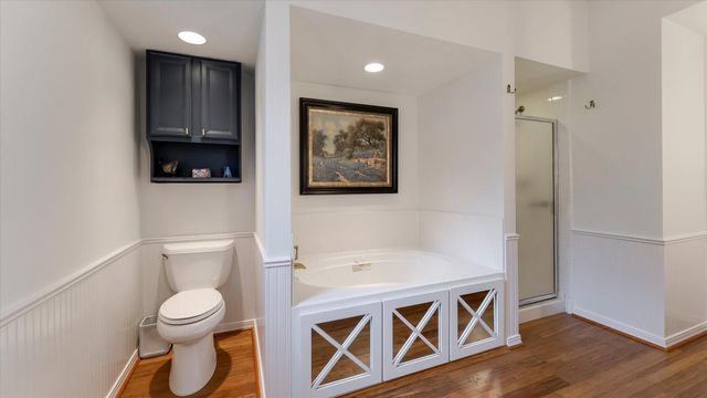 100 Lords Circle, Coldspring, TX 77331