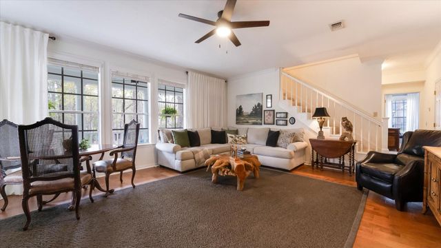 100 Lords Circle, Coldspring, TX 77331