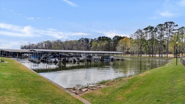 100 Lords Circle, Coldspring, TX 77331