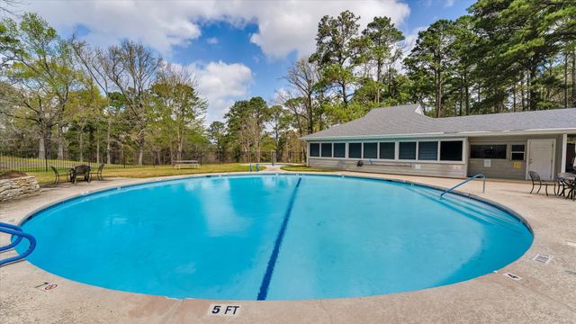 100 Lords Circle, Coldspring, TX 77331