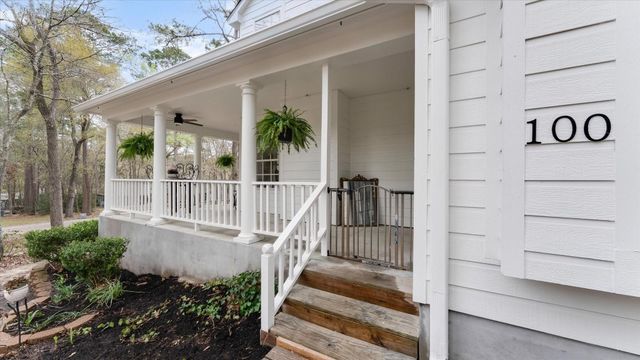 100 Lords Circle, Coldspring, TX 77331