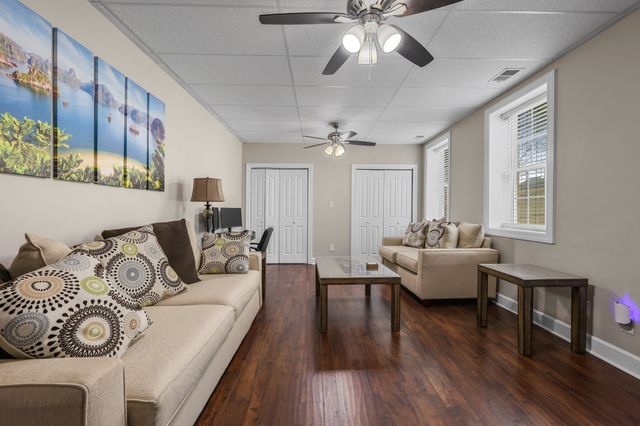 2235 Jasmine Dr, Clarksville, TN 37043