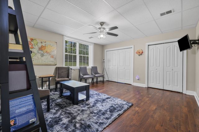 2235 Jasmine Dr, Clarksville, TN 37043