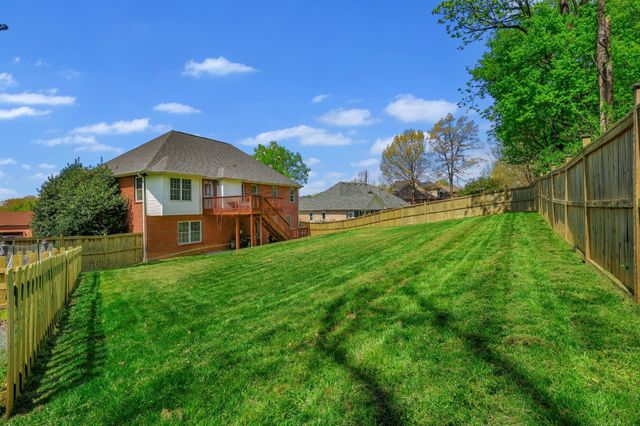 2235 Jasmine Dr, Clarksville, TN 37043