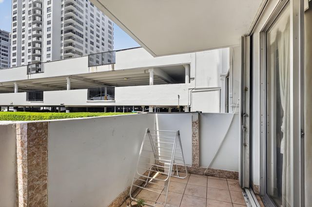 2780 NE 183RD Street 112, Aventura, FL 33160