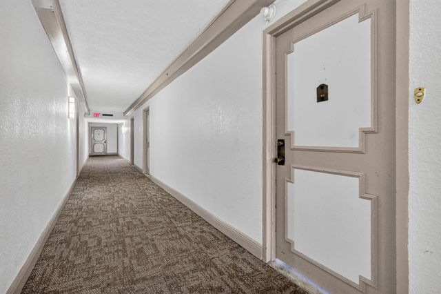 2780 NE 183RD Street 112, Aventura, FL 33160