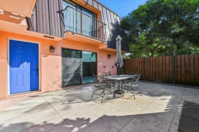 5708 SE Windsong Lane, Stuart, FL 34997