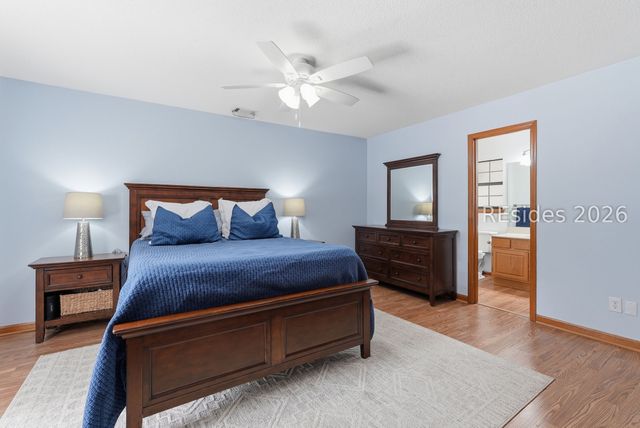 7 Woodbine Dr, Beaufort, SC 29907