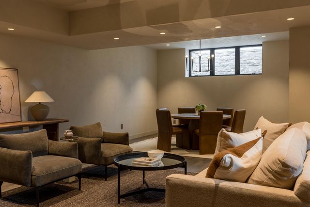 3134 Asbury Drive, Columbus, OH 43221