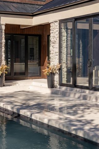 3134 Asbury Drive, Columbus, OH 43221