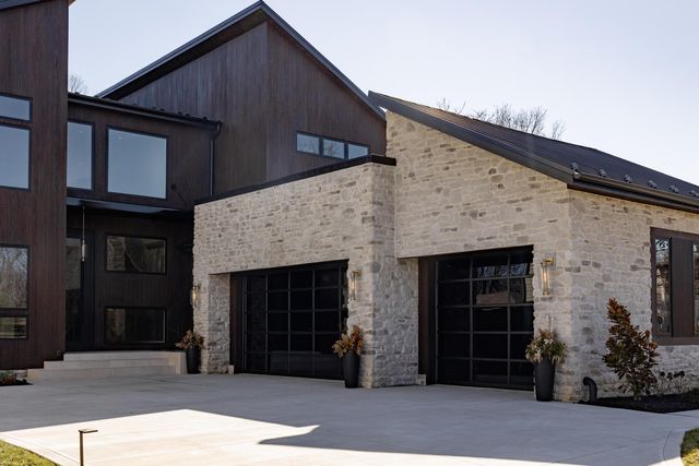 3134 Asbury Drive, Columbus, OH 43221