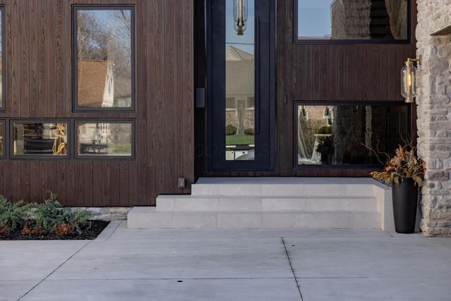 3134 Asbury Drive, Columbus, OH 43221