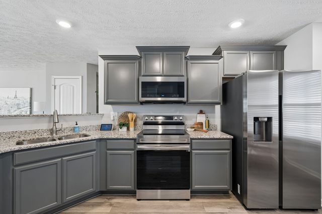 4039 Utica St, Smyrna, TN 37167