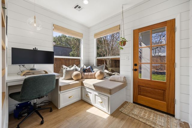 2510 Thornton RD, Austin, TX 78704