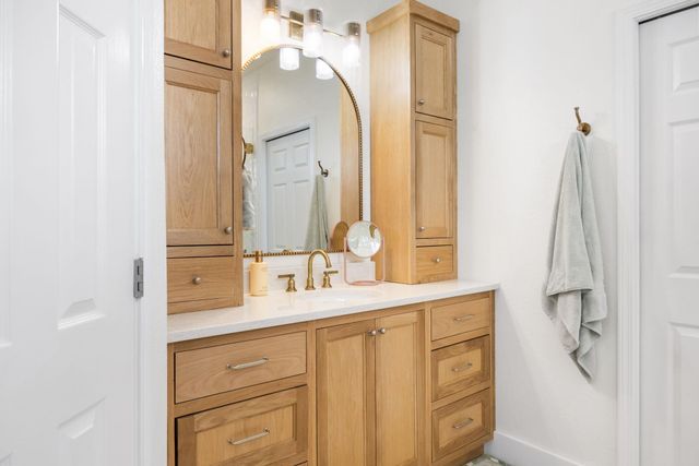 2510 Thornton RD, Austin, TX 78704