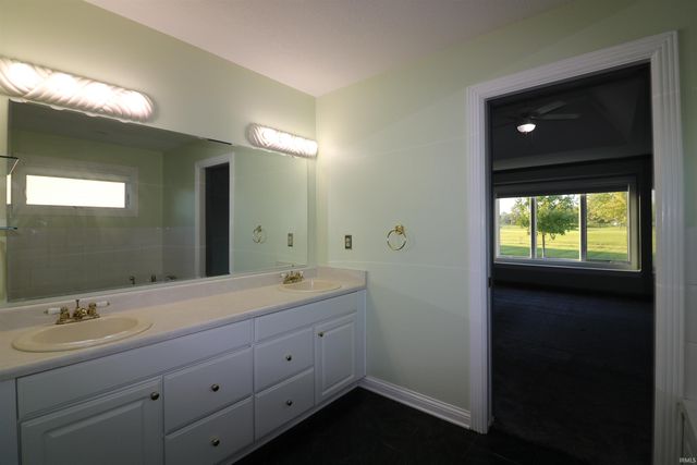 2911 Barry Knoll Way, Fort Wayne, IN 46845