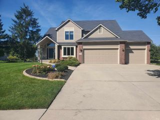 2911 Barry Knoll Way, Fort Wayne, IN 46845