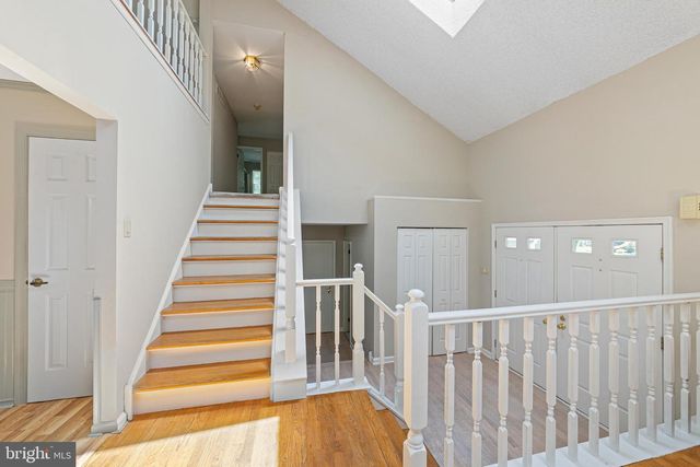5 ZINNIA DR, Newtown, PA 18940