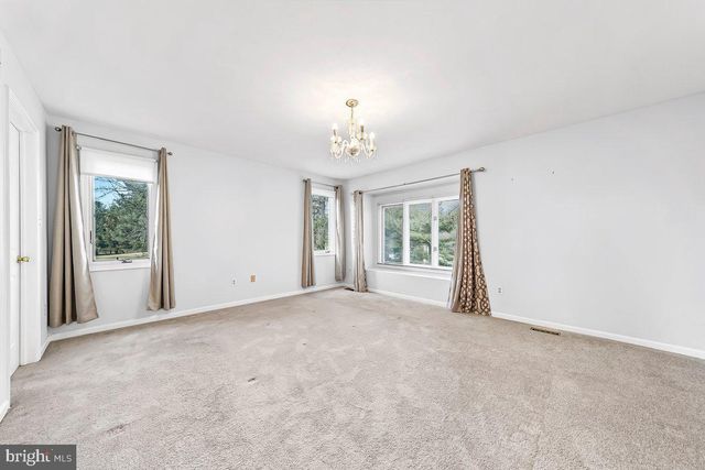 1112 MEWS LN, West Chester, PA 19382