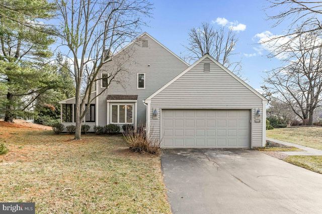 1112 MEWS LN, West Chester, PA 19382