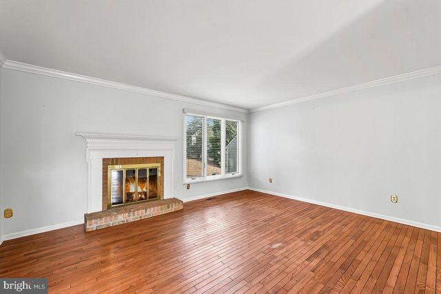 1112 MEWS LN, West Chester, PA 19382