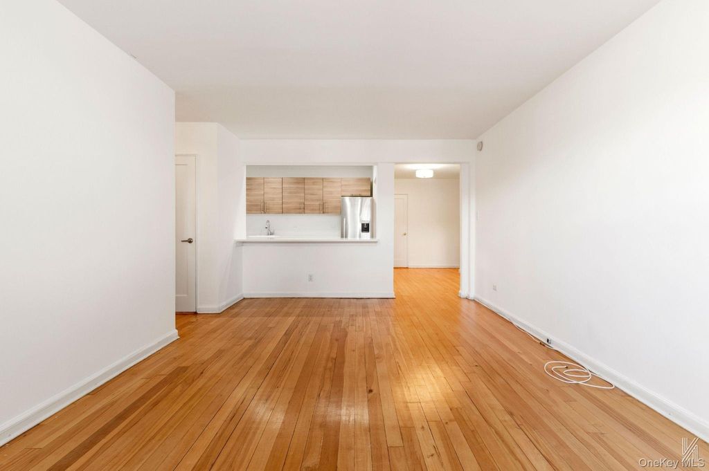 39-25 51st Street 1F, Woodside, NY 11377 — photo 2