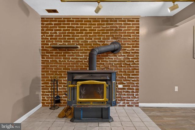 3169 THISTLE DR, Lancaster, PA 17601