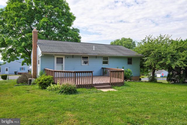 3169 THISTLE DR, Lancaster, PA 17601
