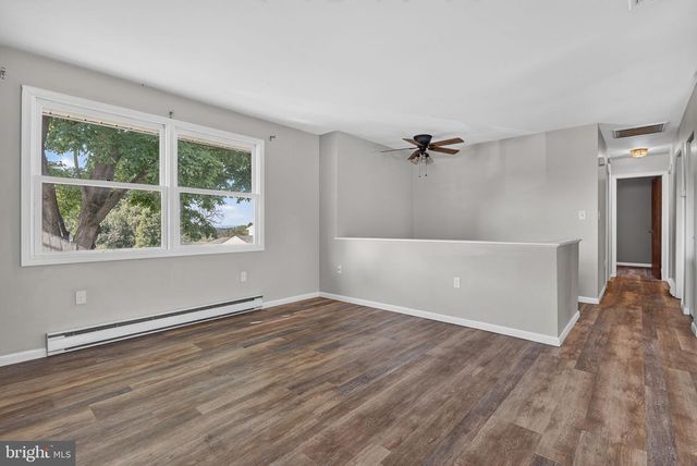 3169 THISTLE DR, Lancaster, PA 17601