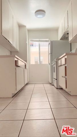 518 Raymond Avenue 6, Santa Monica, CA 90405