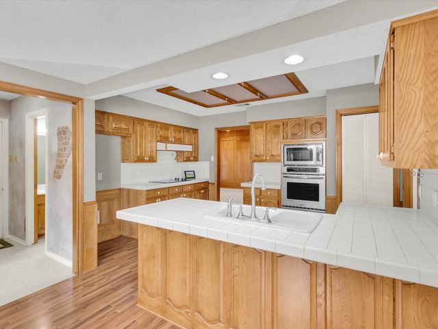 1404 Stoneboro Lane, Richardson, TX 75082