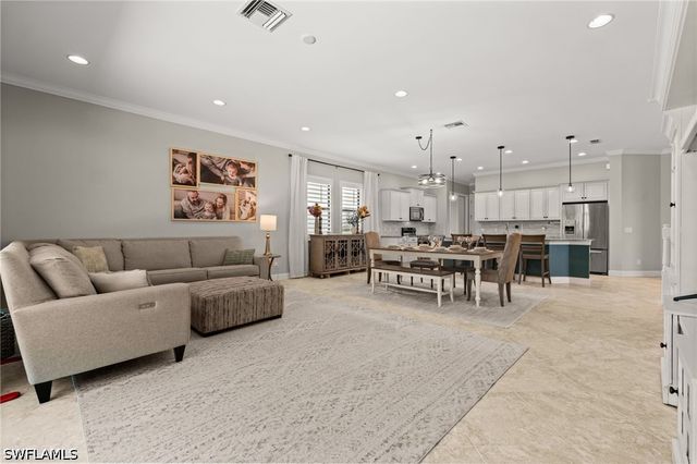 4115 Raffia DR, Naples, FL 34119