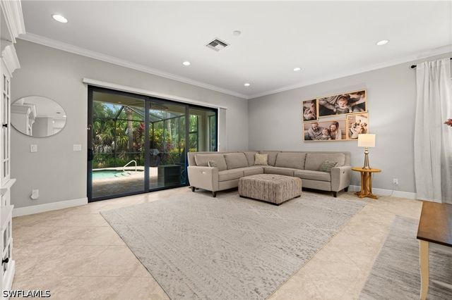 4115 Raffia DR, Naples, FL 34119