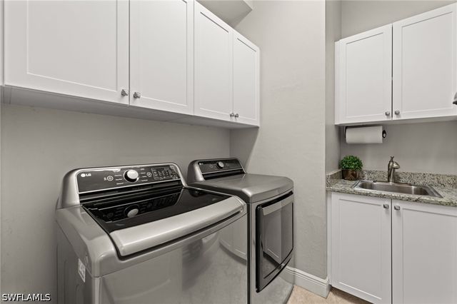 4115 Raffia DR, Naples, FL 34119