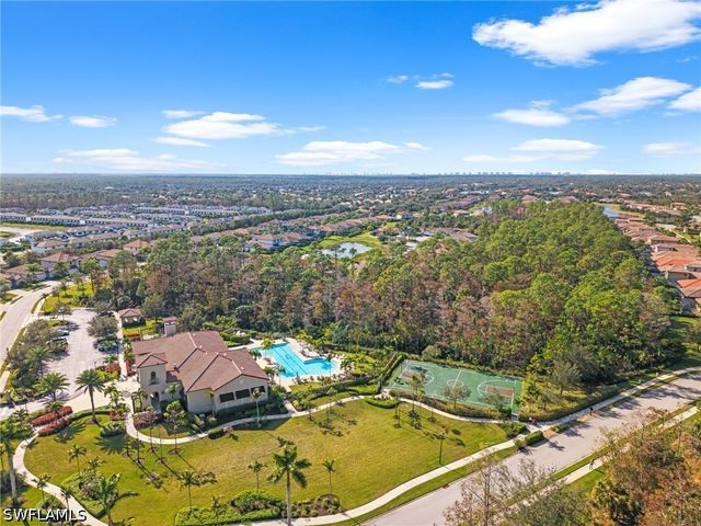 4115 Raffia DR, Naples, FL 34119