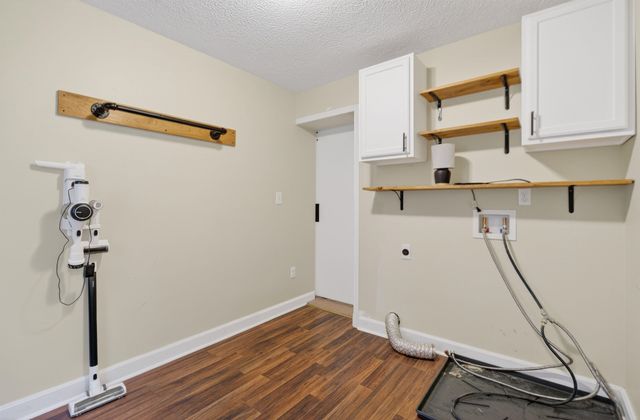 106 SHENANDOAH AVE, Shenandoah, VA 22849