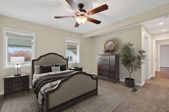 106 SHENANDOAH AVE, Shenandoah, VA 22849