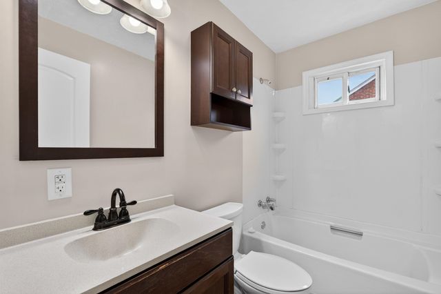 106 SHENANDOAH AVE, Shenandoah, VA 22849