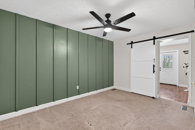 106 SHENANDOAH AVE, Shenandoah, VA 22849