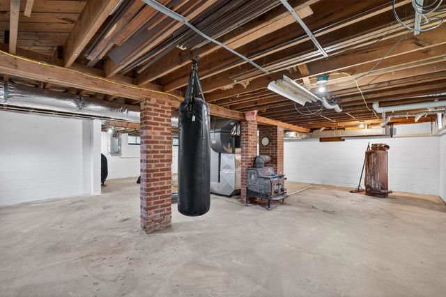 106 SHENANDOAH AVE, Shenandoah, VA 22849