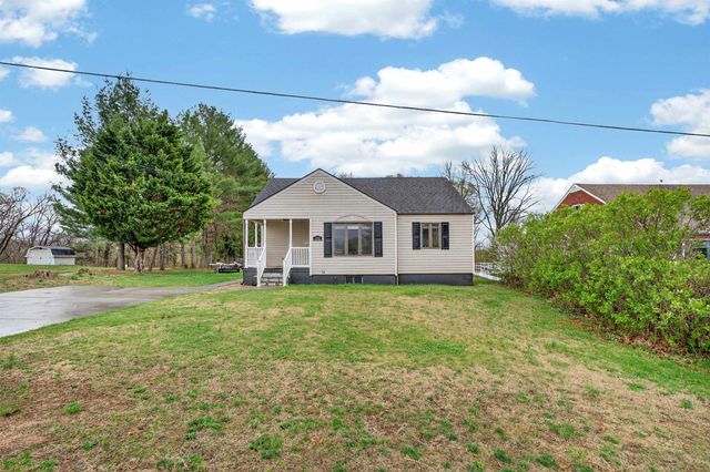 106 SHENANDOAH AVE, Shenandoah, VA 22849