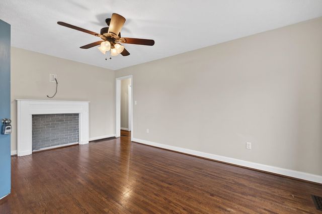 106 SHENANDOAH AVE, Shenandoah, VA 22849